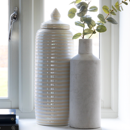 Ribbed Jar with Lid