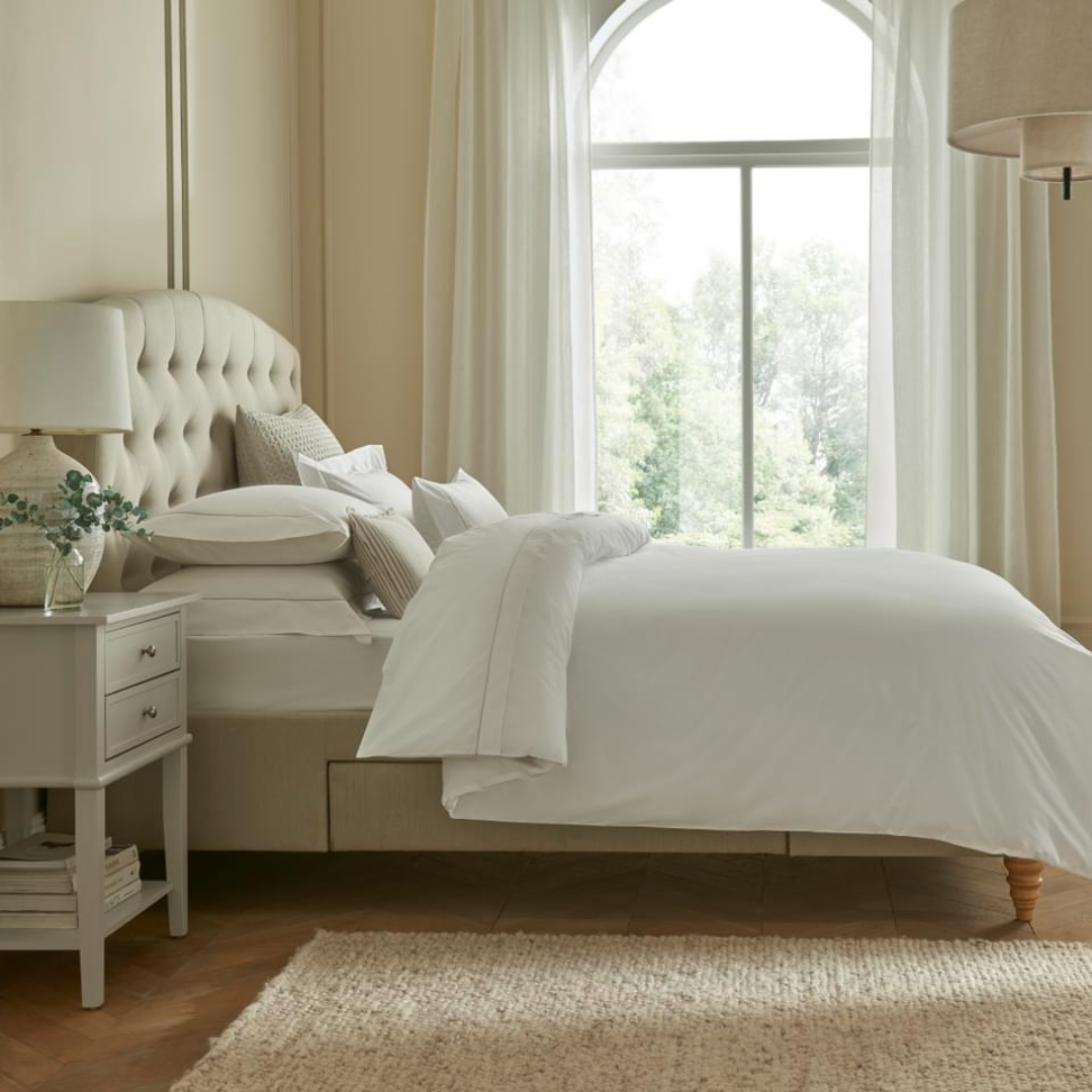 Pure Cotton Bedding in White/ Silver